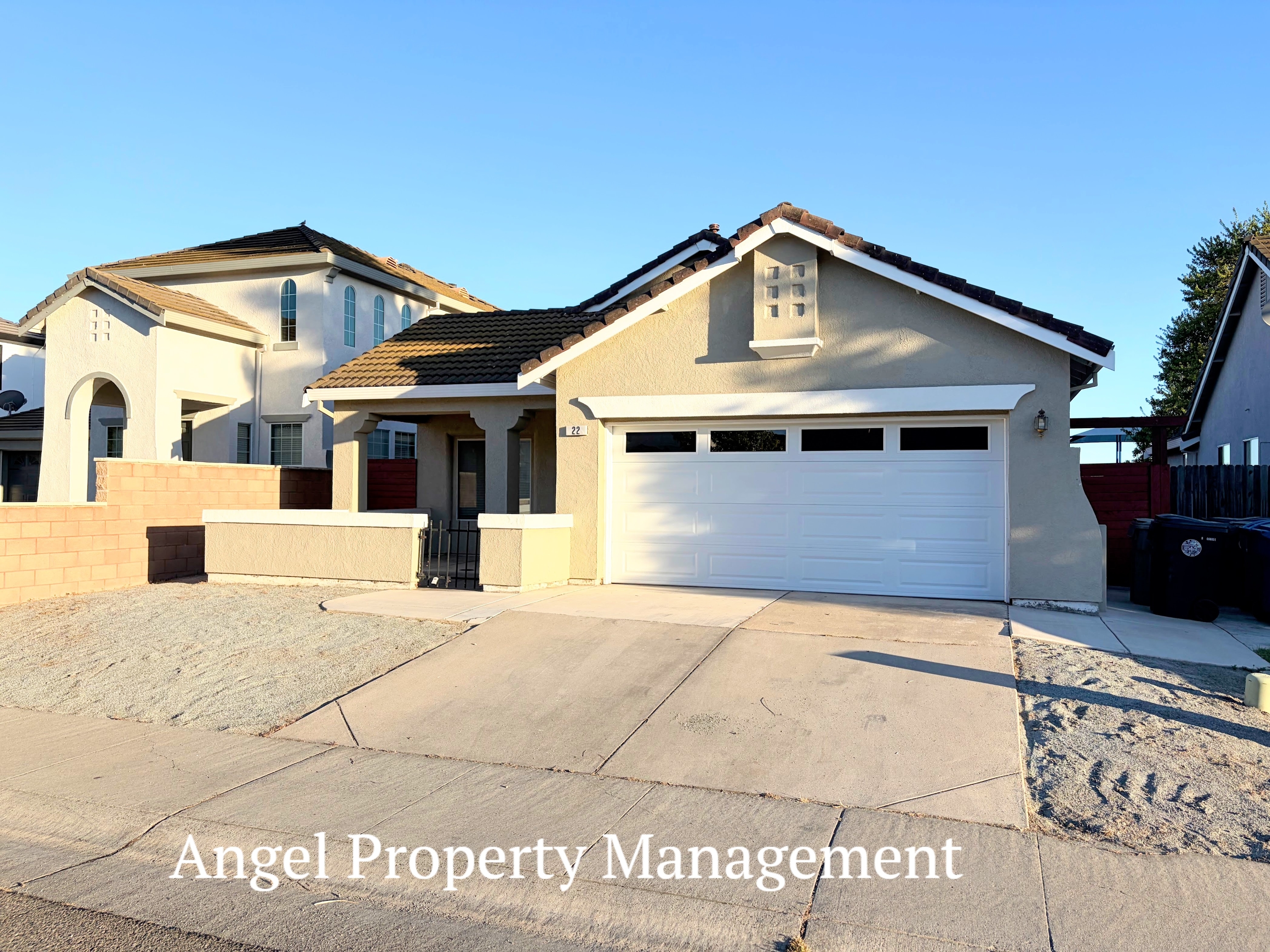 Property main image